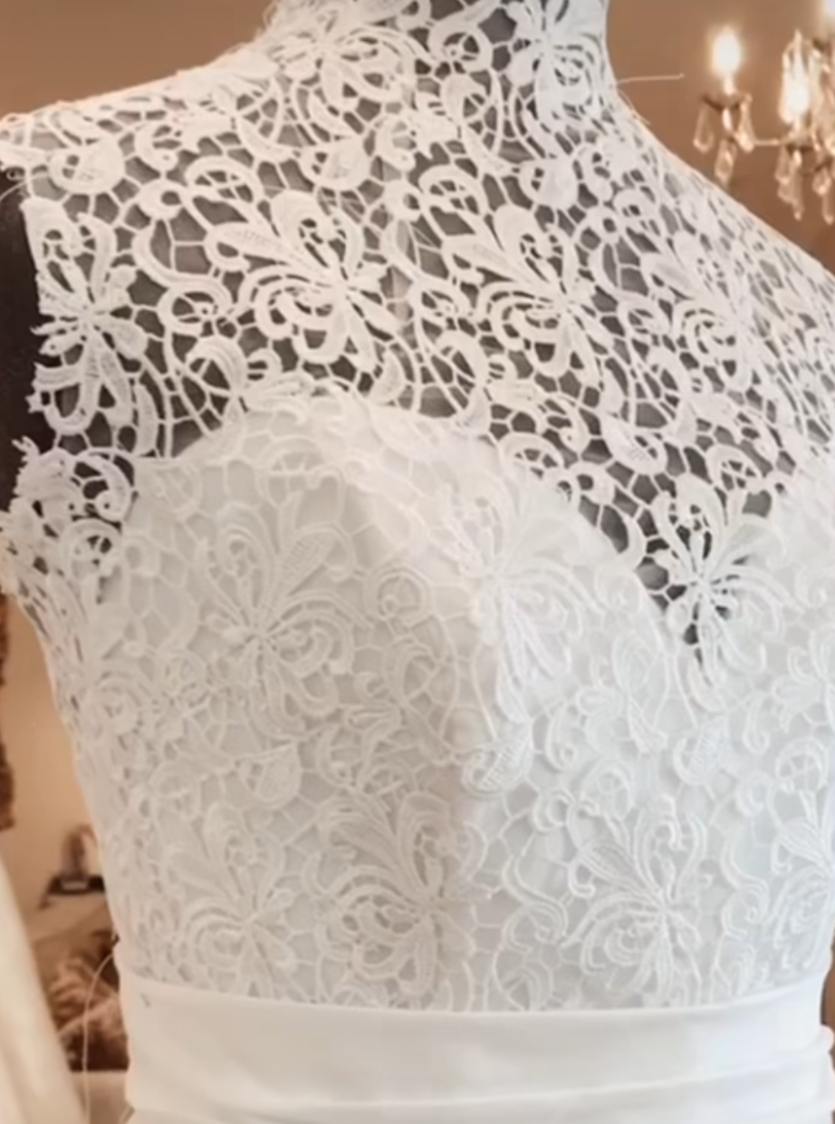 Ivory Guipure Lace - Reese