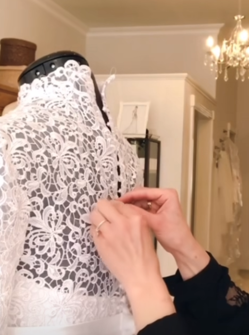 Ivory Guipure Lace - Reese