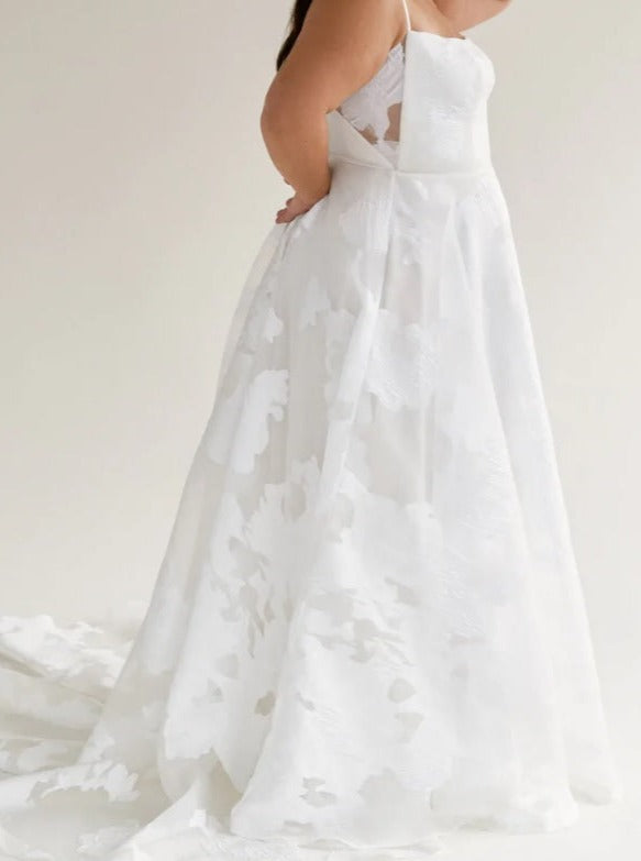 Ivory Embroidered Lace - Higoa