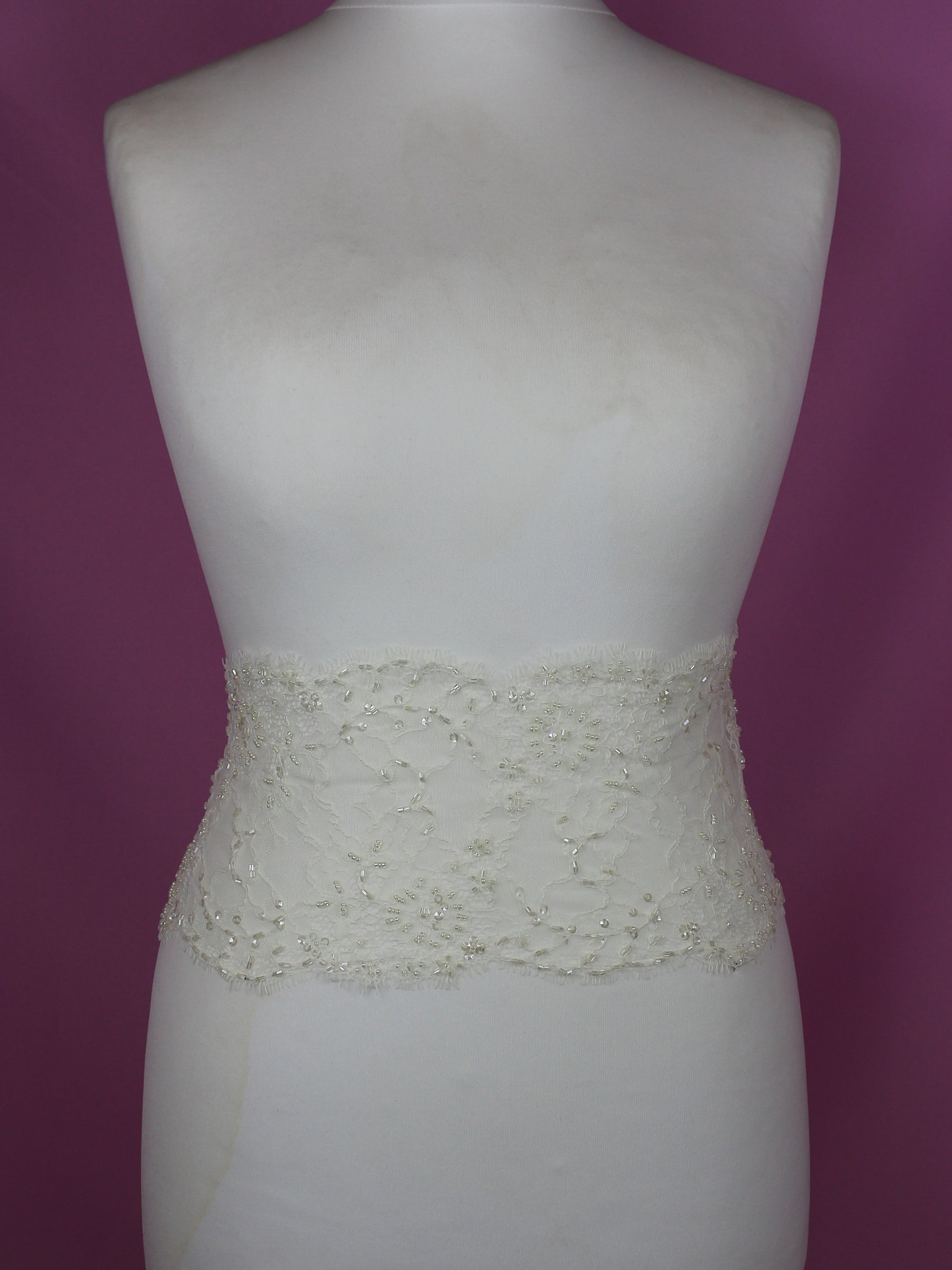 Ivory Beaded Lace Trim - Jade