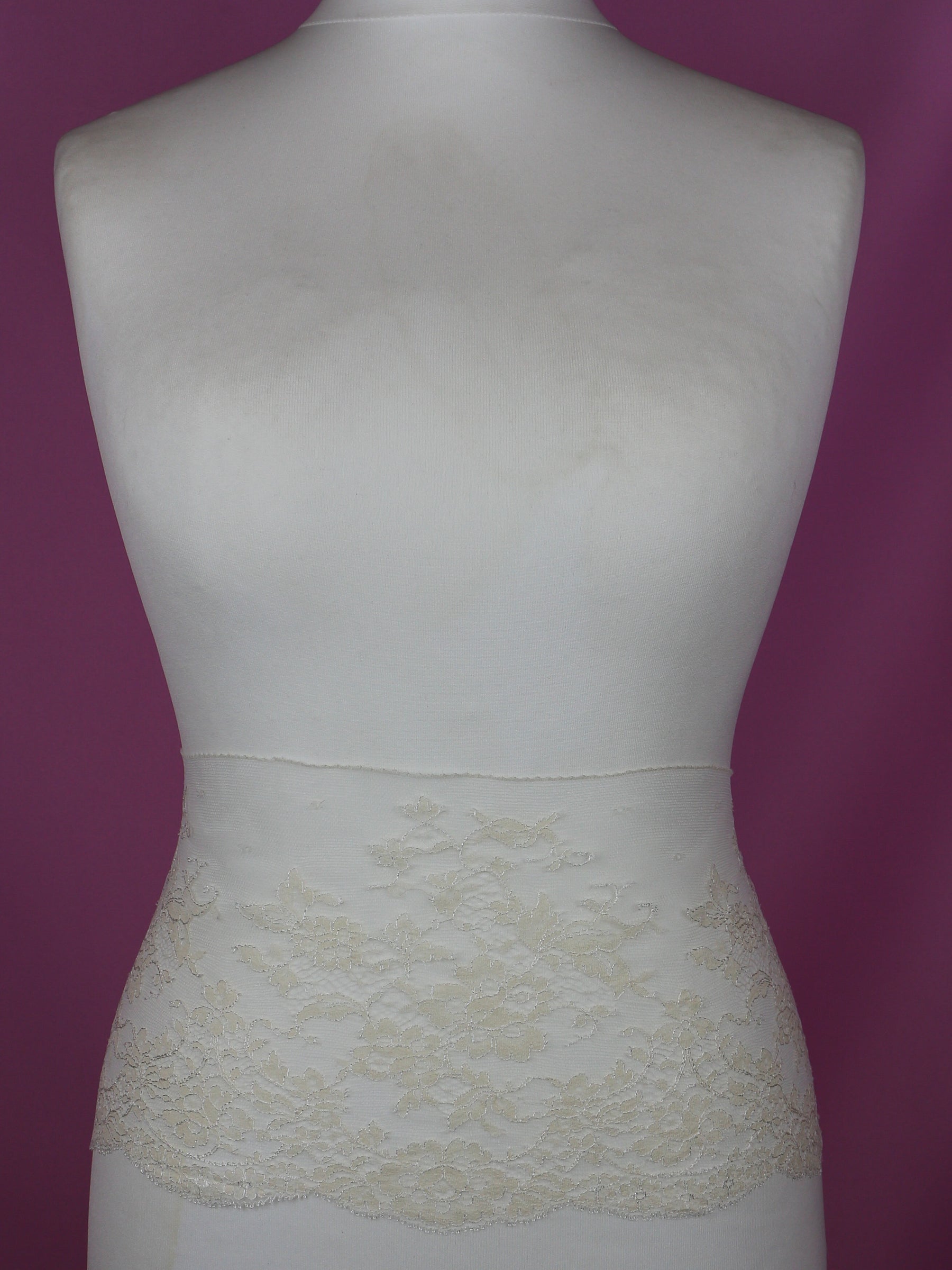 Ivory Chantilly Lace Trim - Janelle