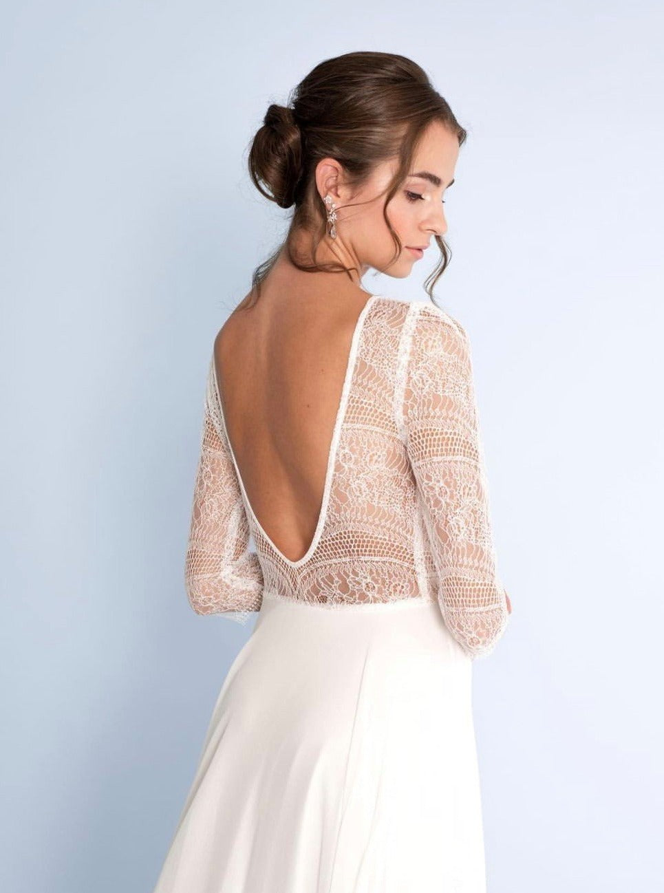 Ivory Chantilly Lace - Jocelyn