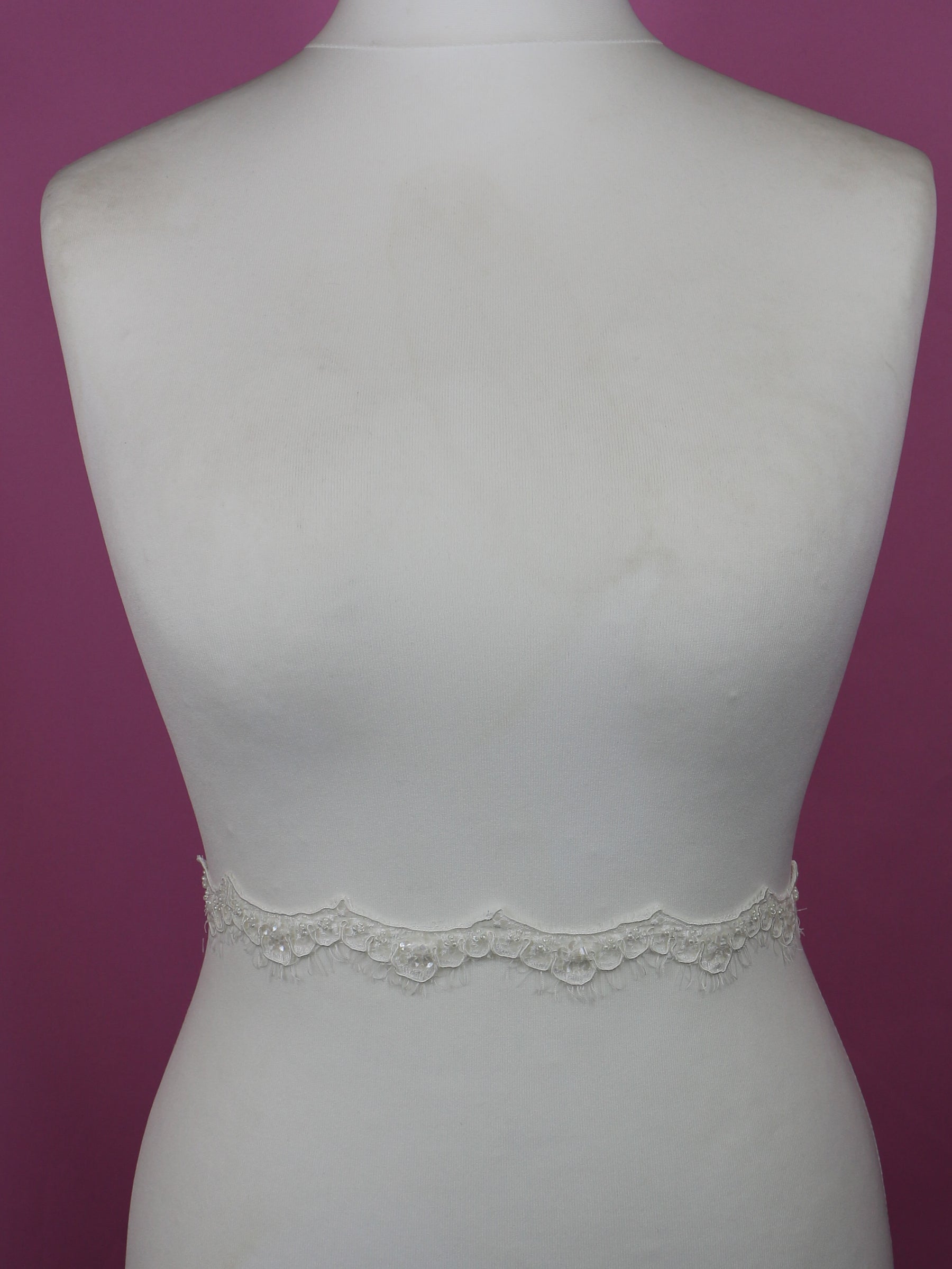 Ivory Beaded Lace Trim - Kentucky