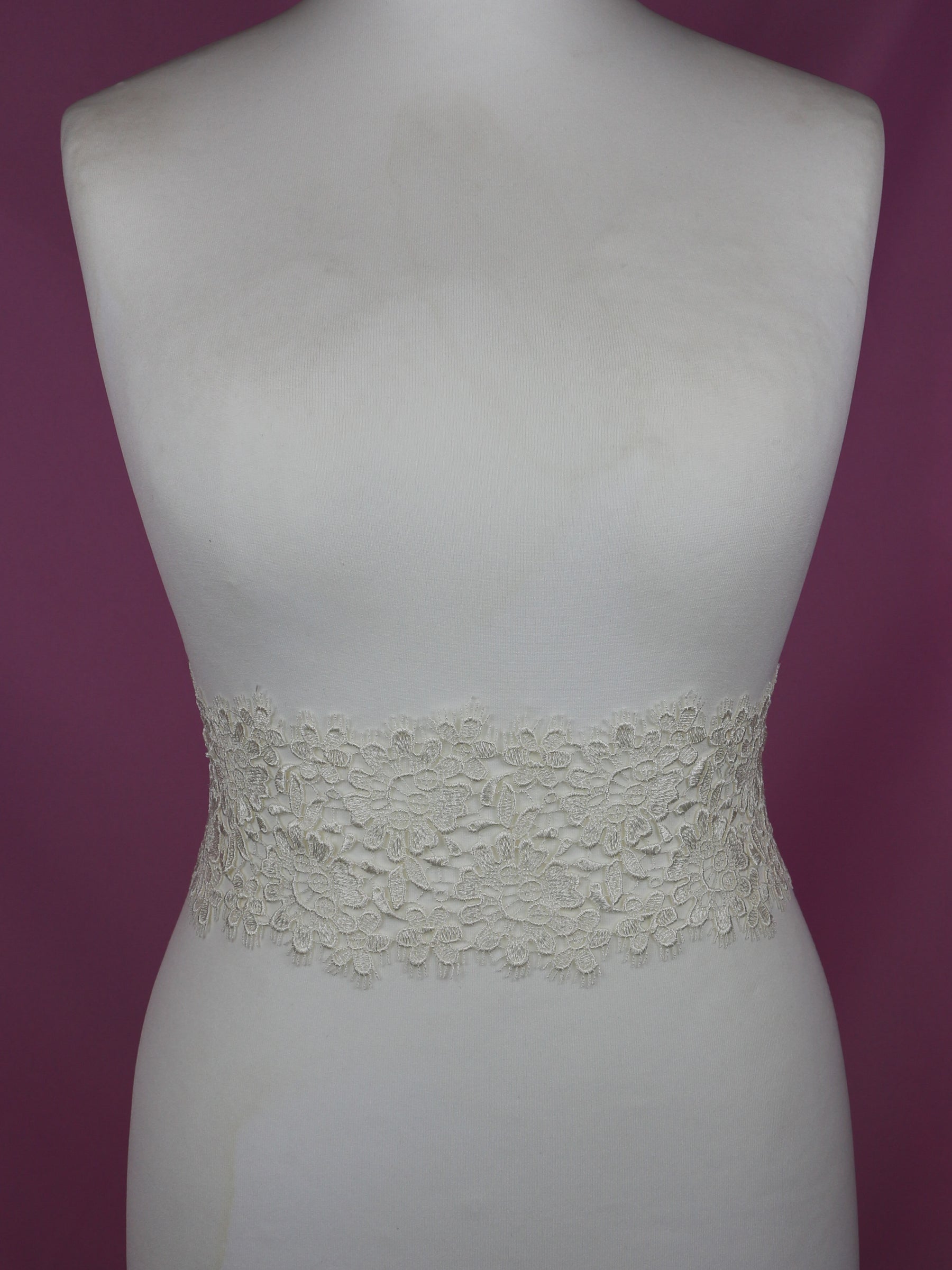 Ivory Guipure Lace Trim - Marilyn