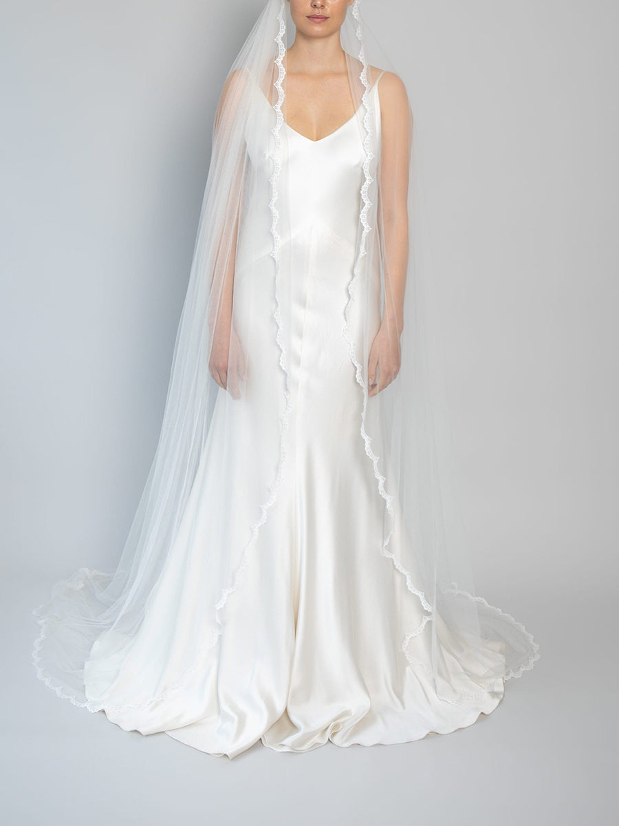 Silk White Chantilly Lace Trim - Pippi