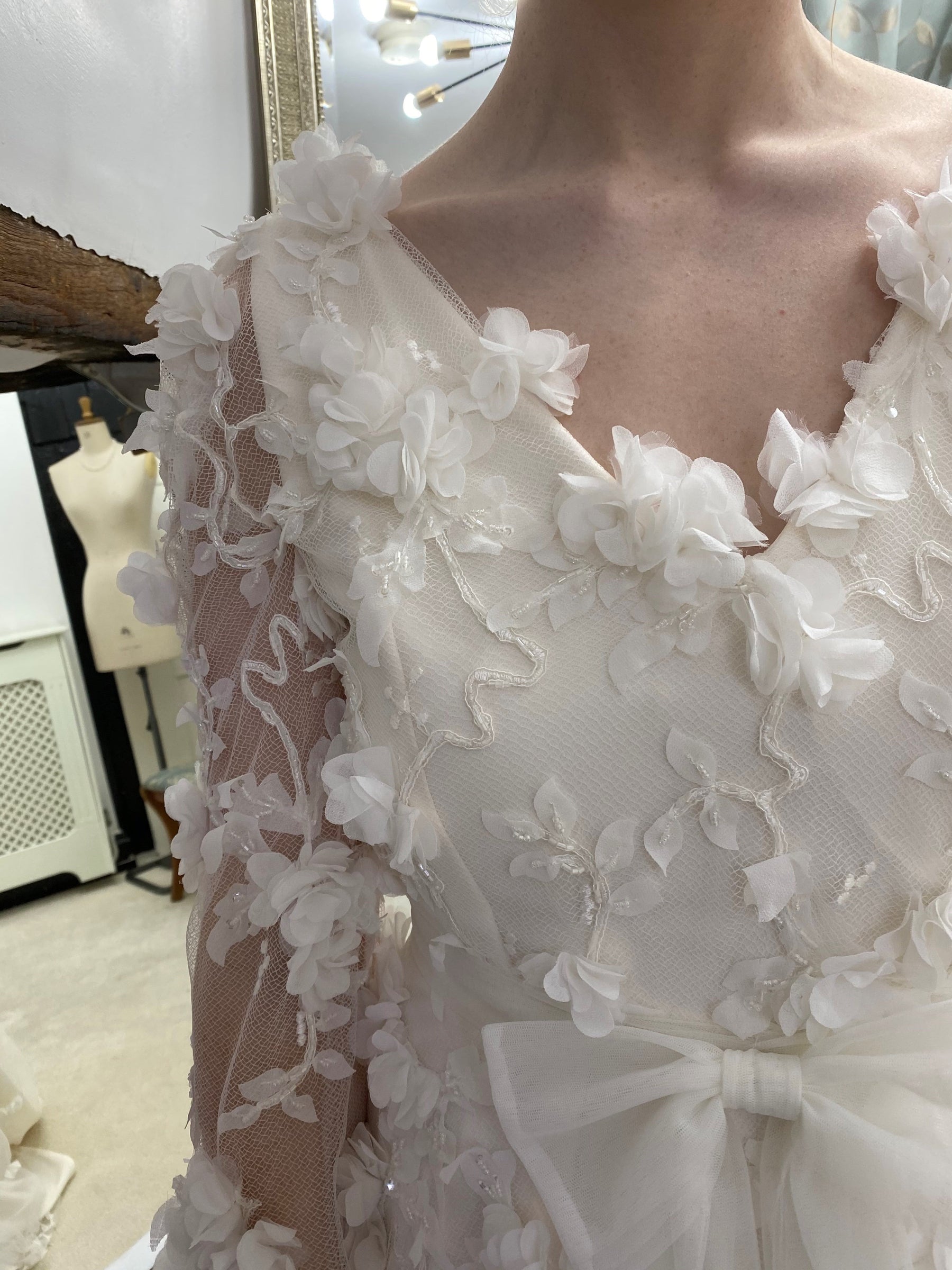 Ivory 3D Bridal Lace - Porscha