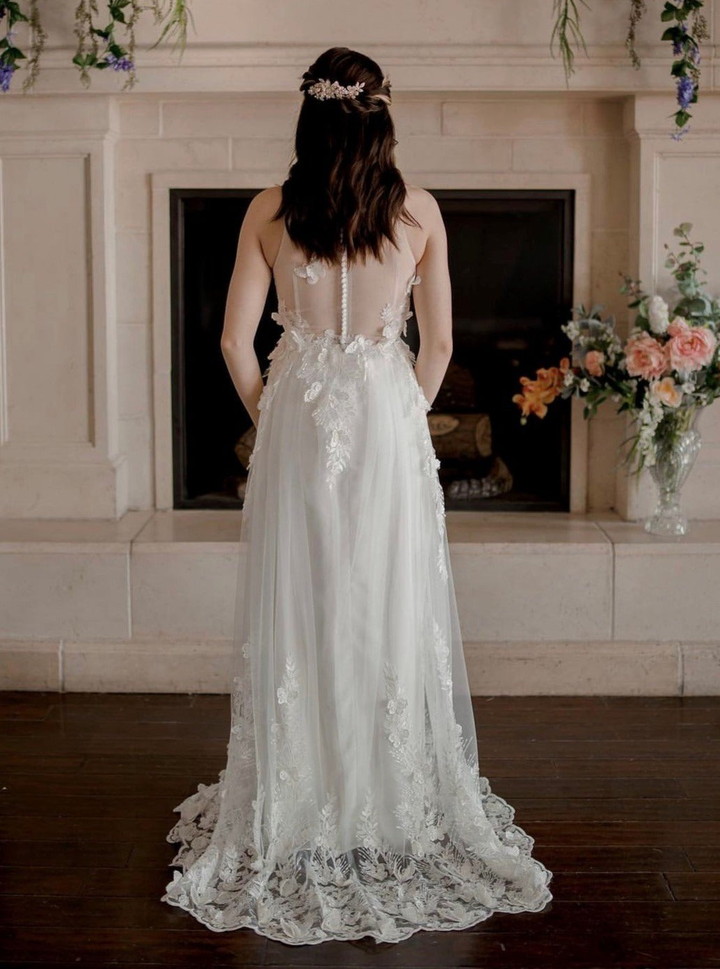 Ivory Embroidered Lace - Renée