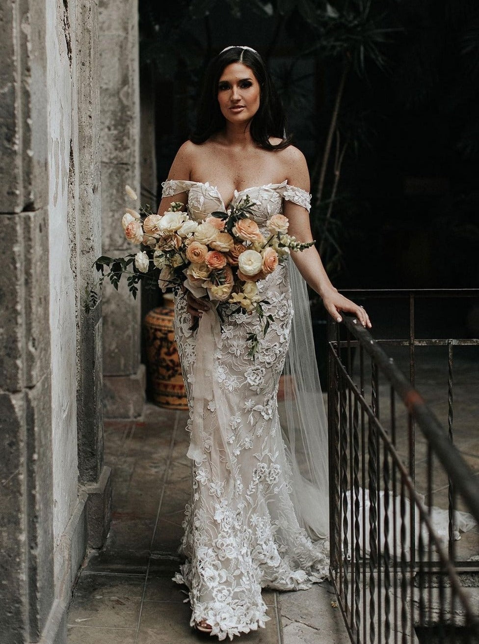 Ivory Embroidered 3D Lace - Willamena