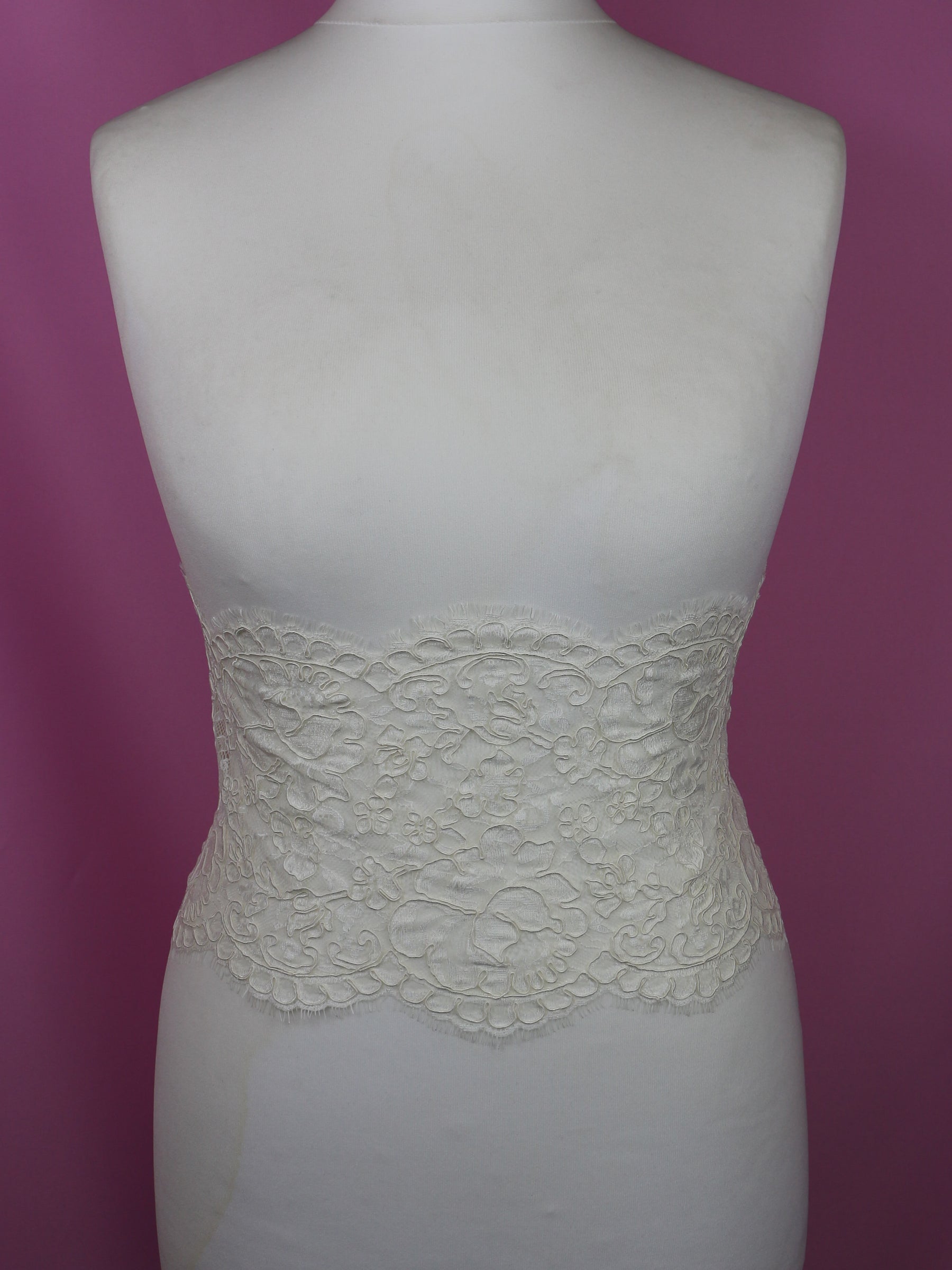 Ivory Corded Lace Trim - Stella
