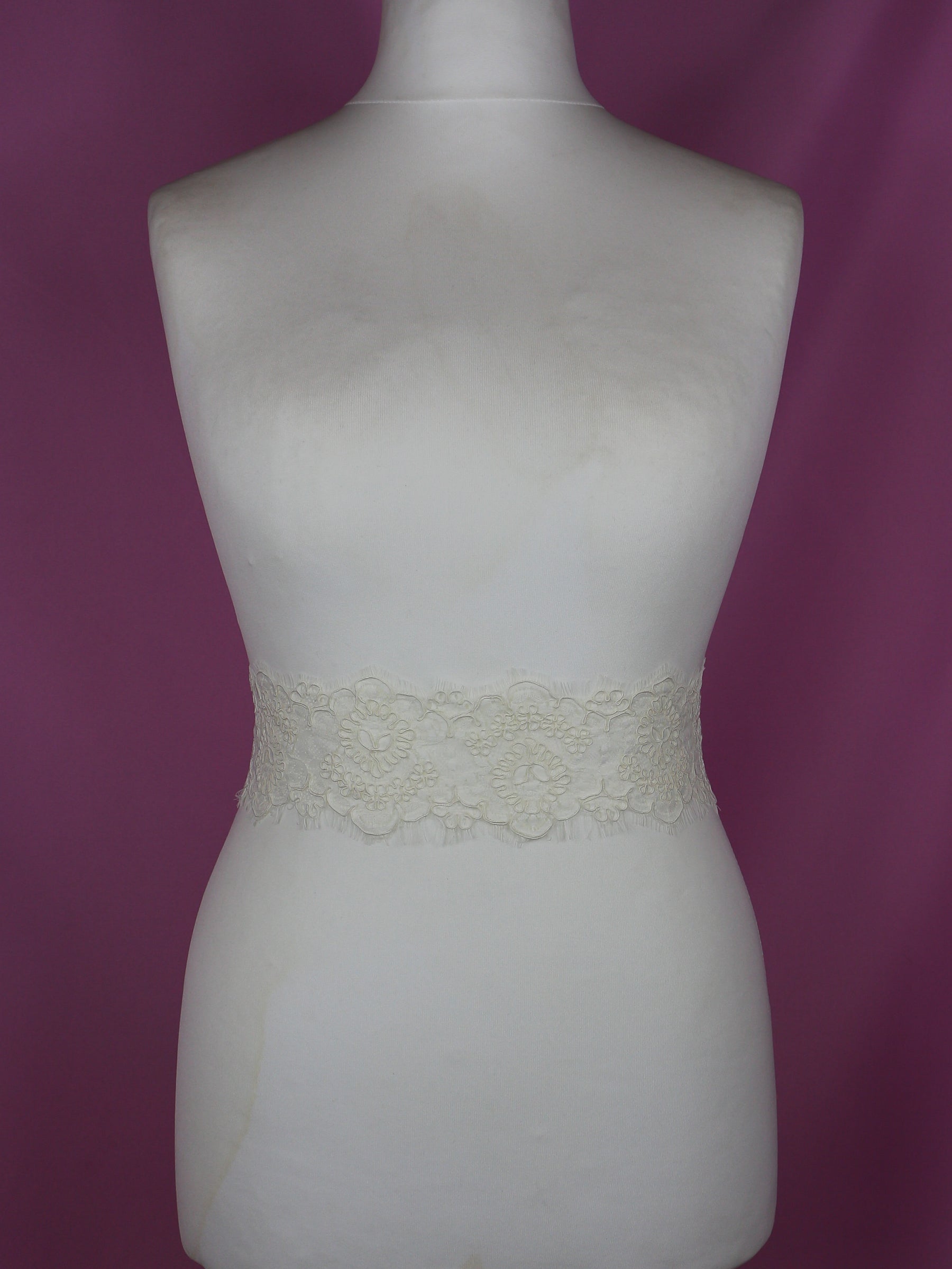 Ivory Corded Lace Trim - Tatiana