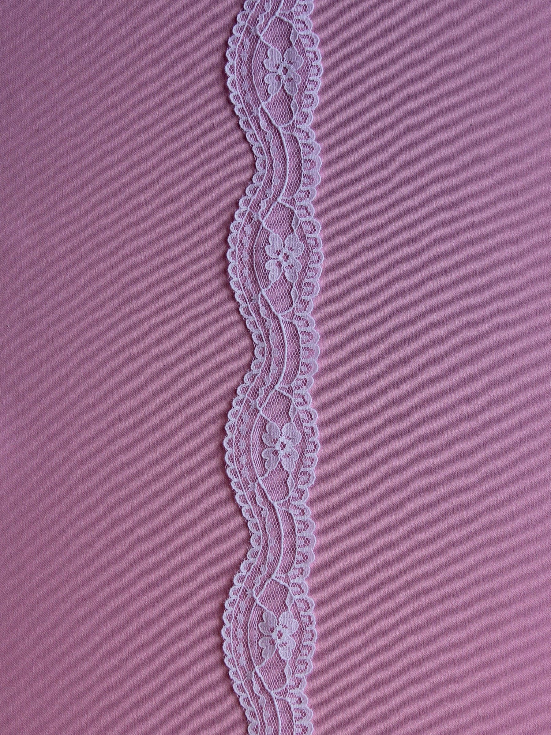 White Lace Trim - Almond