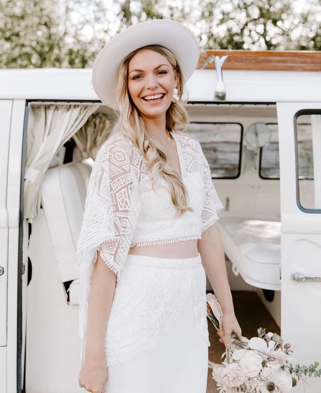 Ivory Fringed Embroidery Lace - Essence