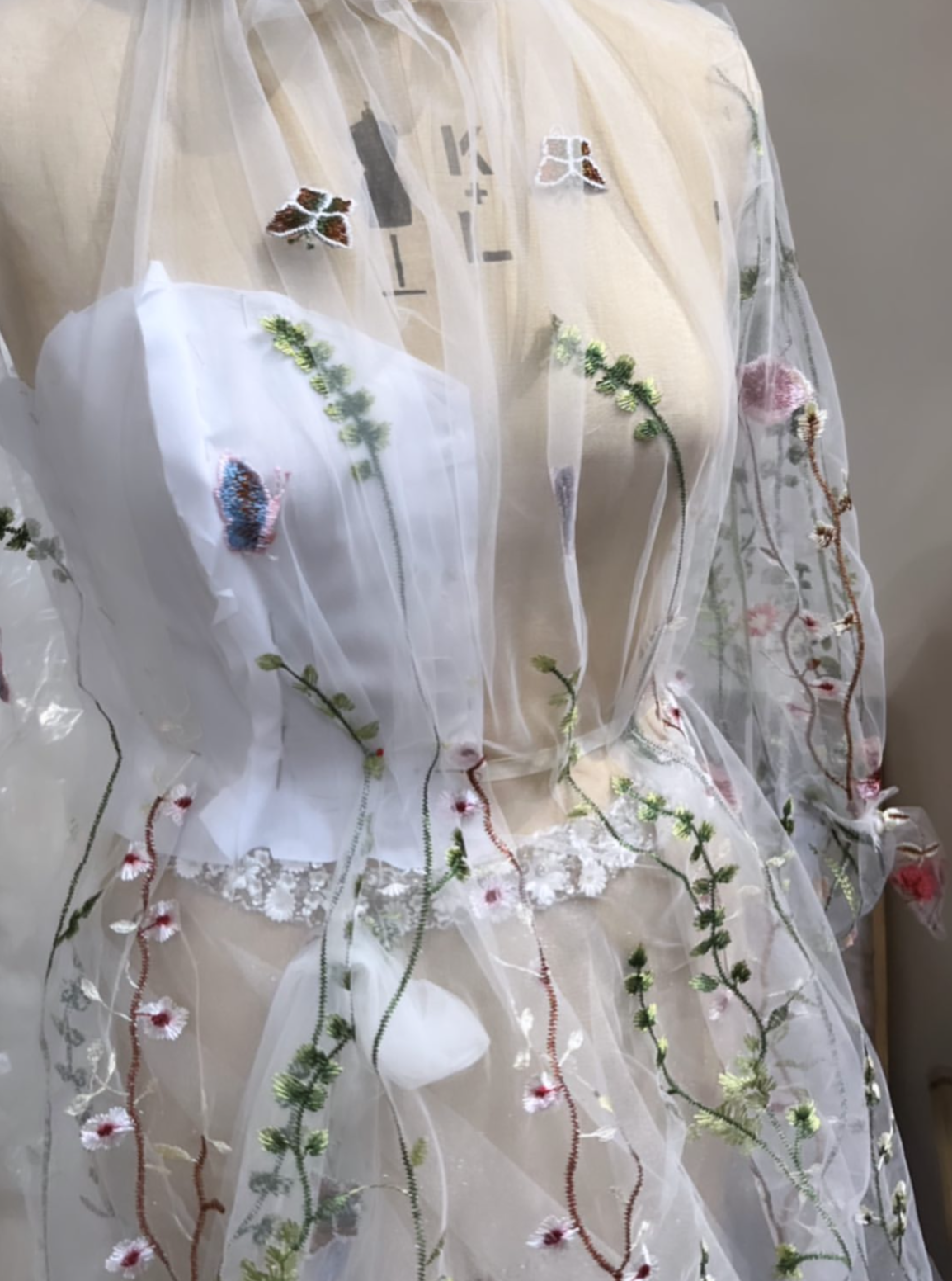 Pink Embroidered Lace - Sassi
