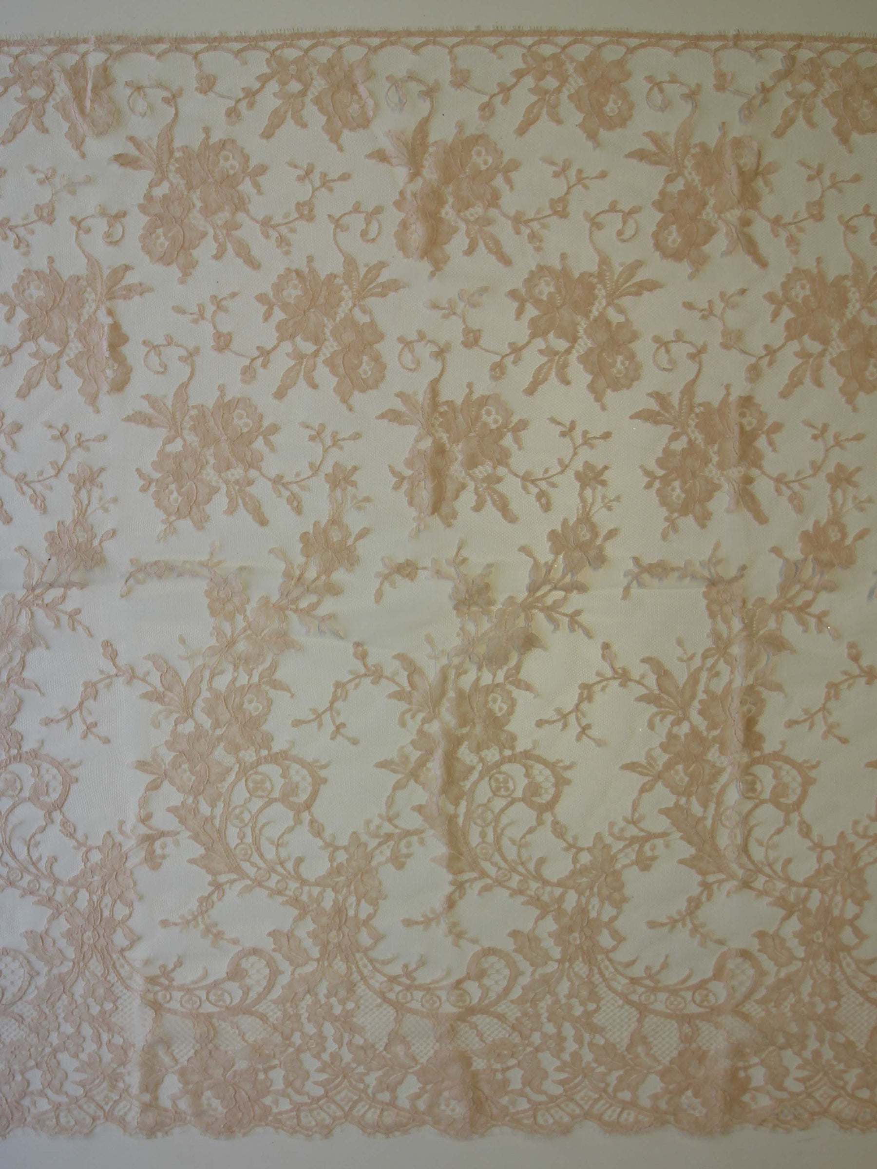 Blush Pink Chantilly Lace - Kate