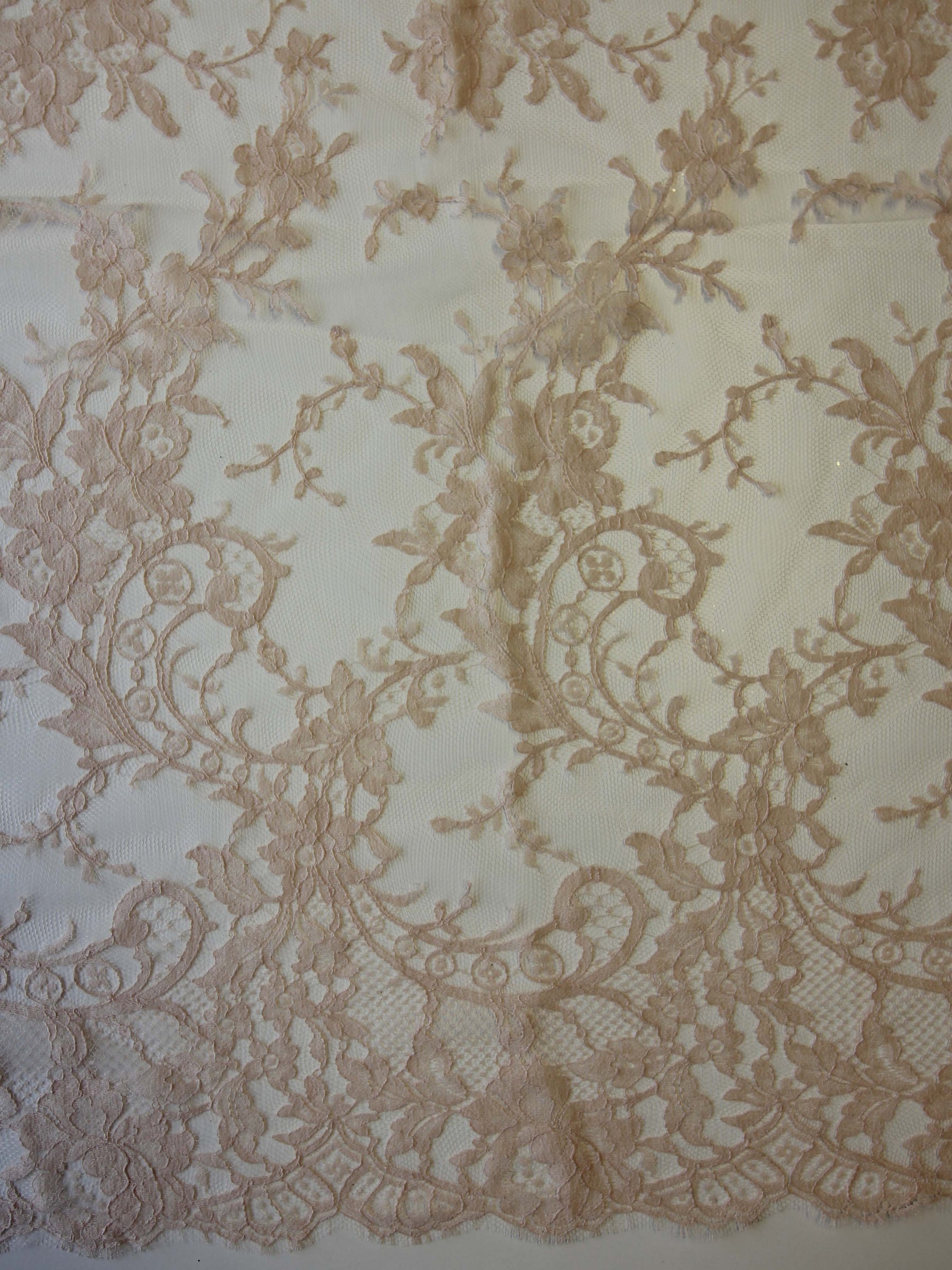 Blush Pink Chantilly Lace - Kate