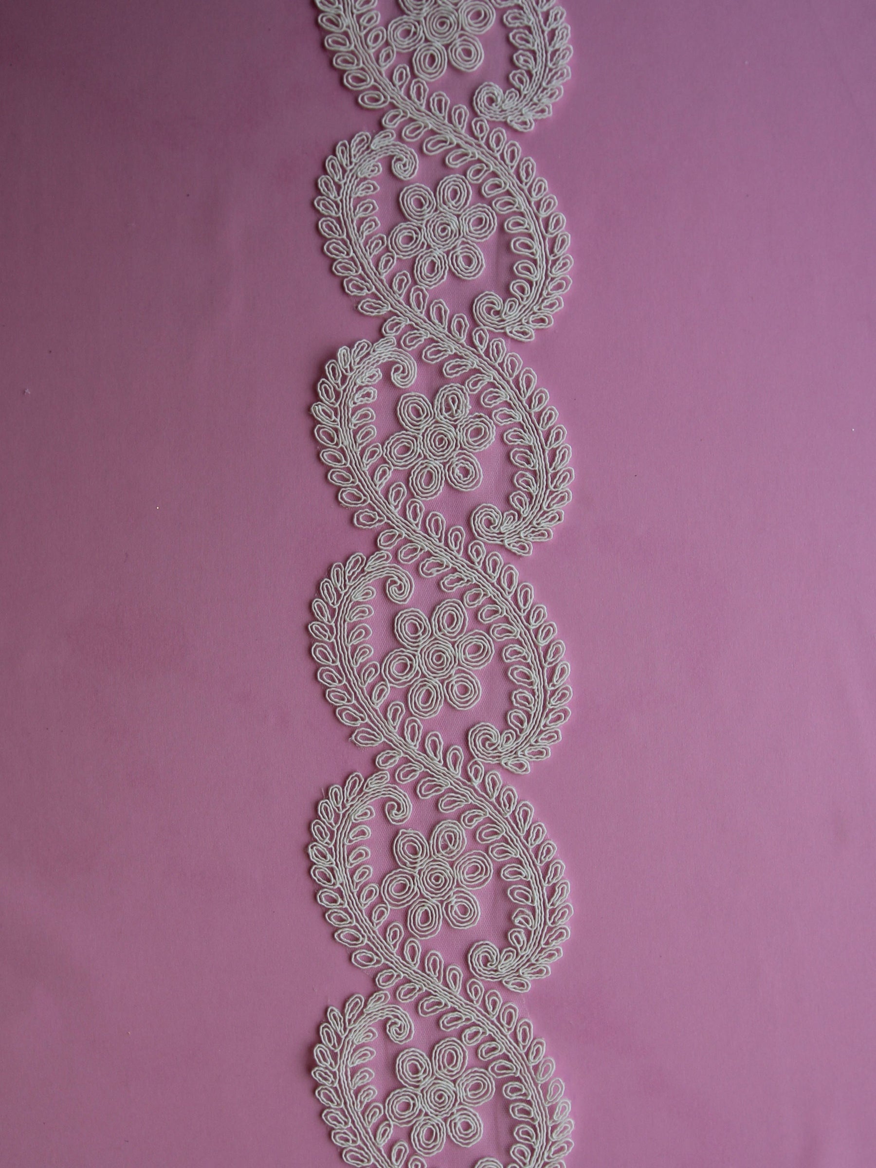 Ivory Corded Lace Trim - Nasturtium