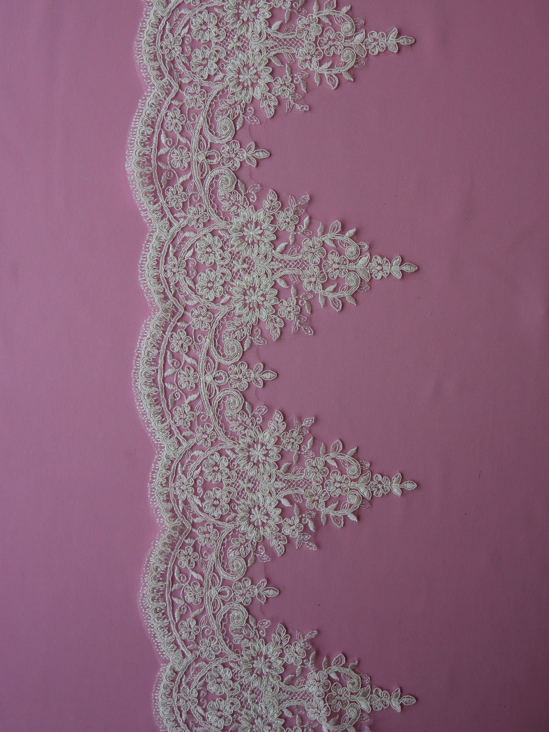 Ivory Corded Lace Trim - Oklahoma