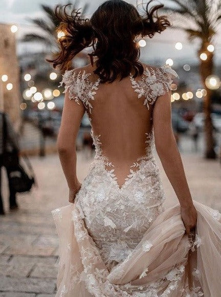 Ivory Embroidered 3D Lace - Willamena