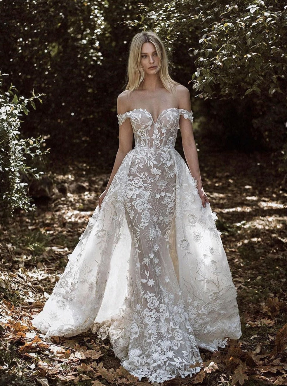 Ivory Embroidered 3D Lace - Willamena