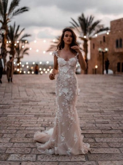 Ivory Embroidered 3D Lace - Willamena