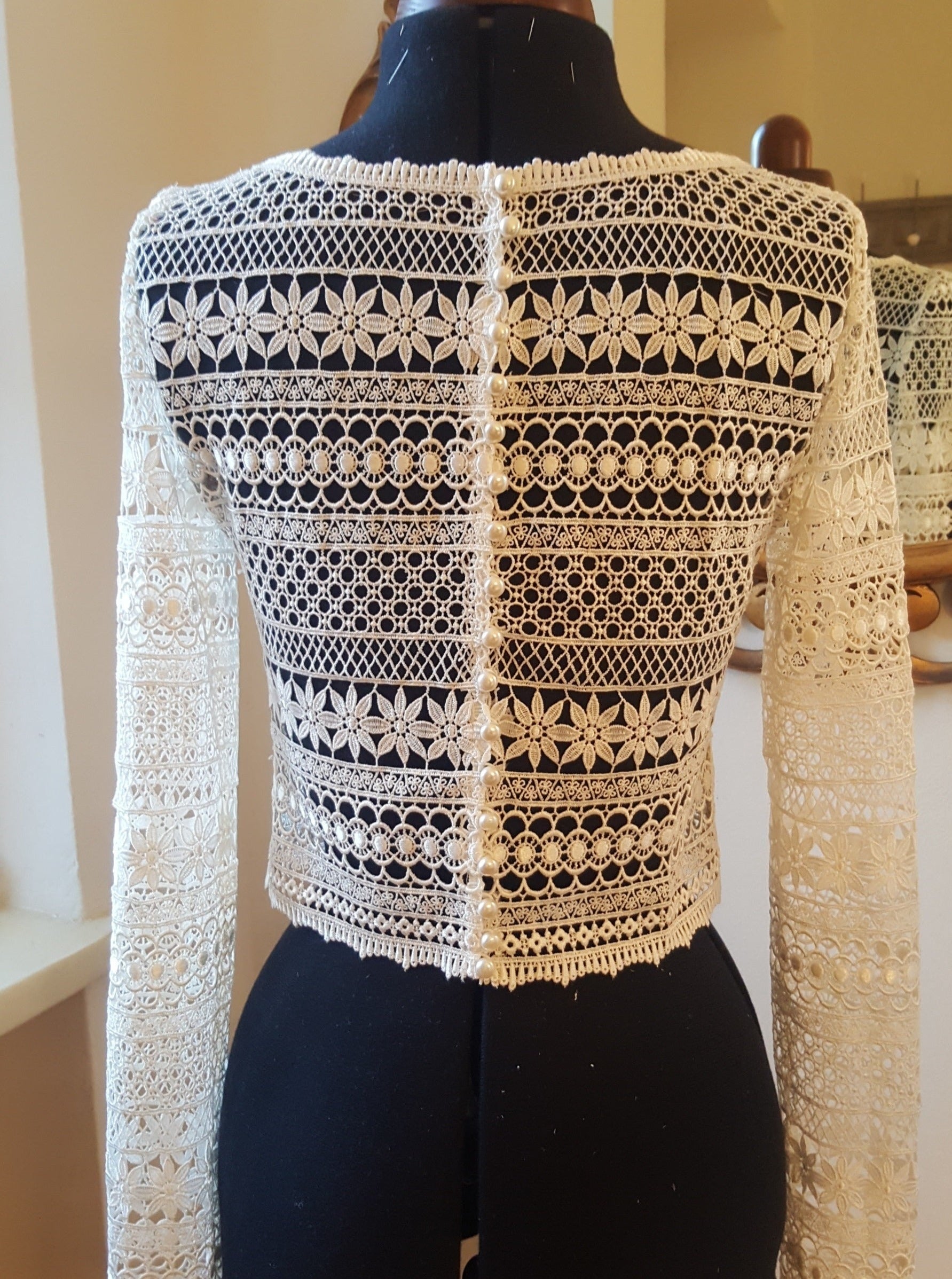 Ivory Guipure Lace - Gretel