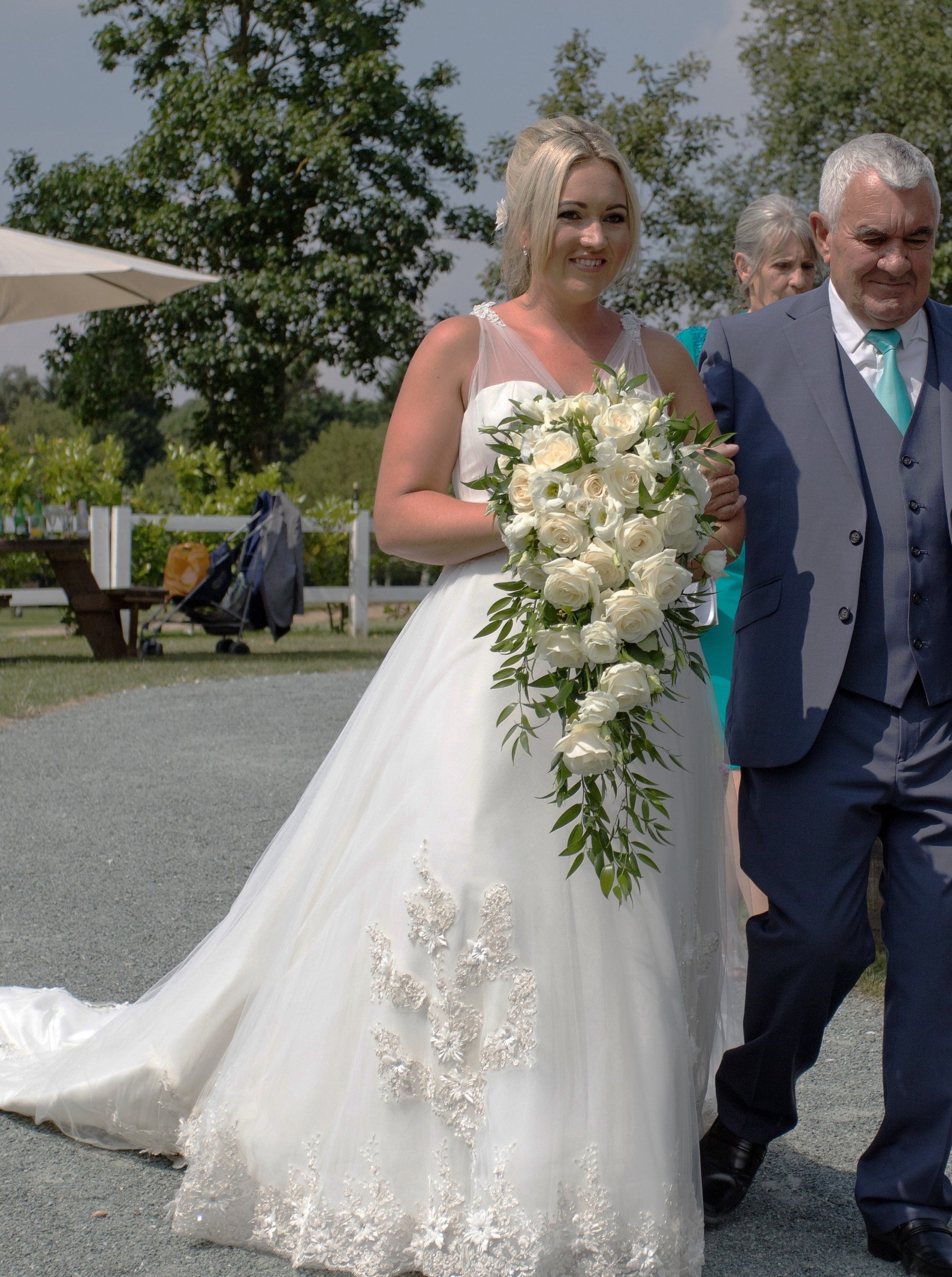 Ivory Flower Lace Trim - Naomi