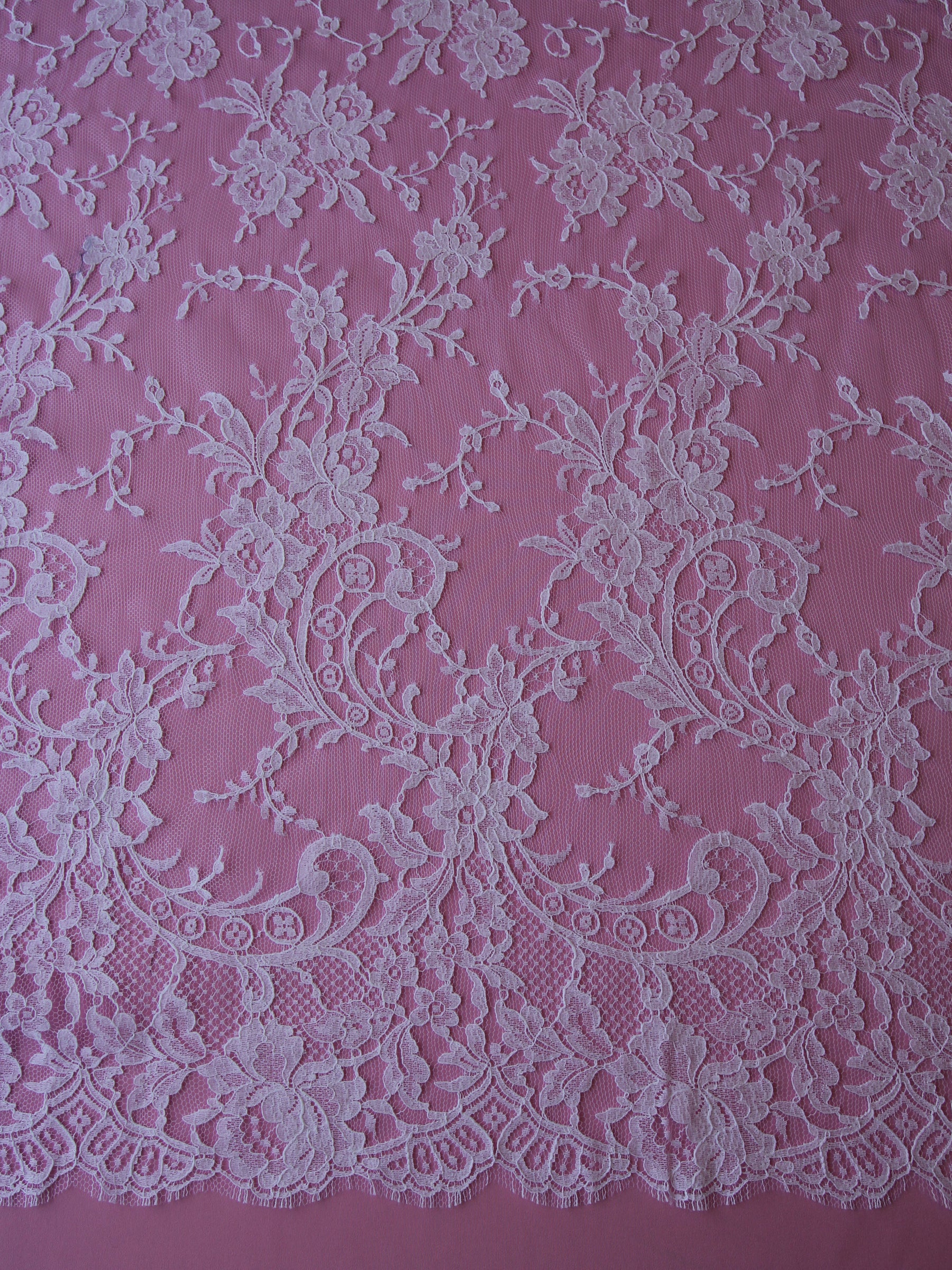 White Chantilly Lace - Kate