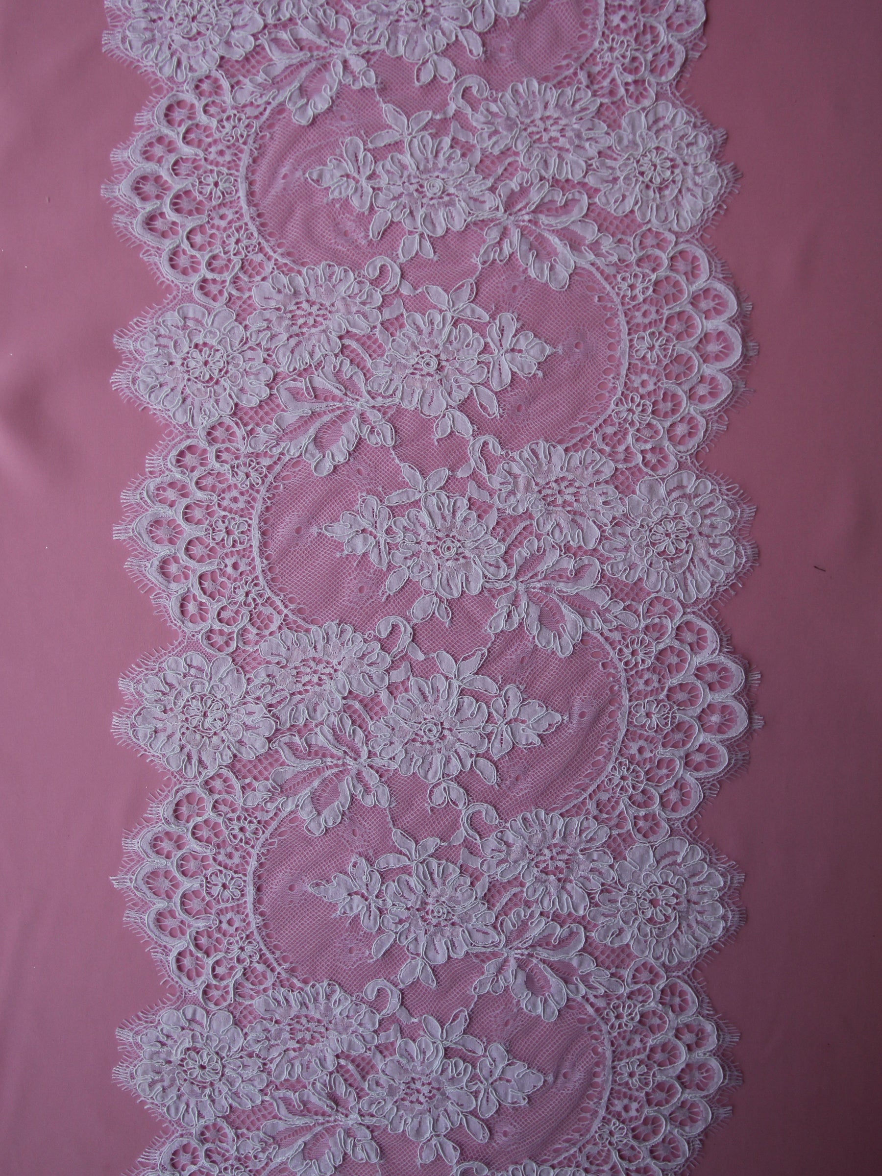 White Corded Lace Trim - Mackenzie