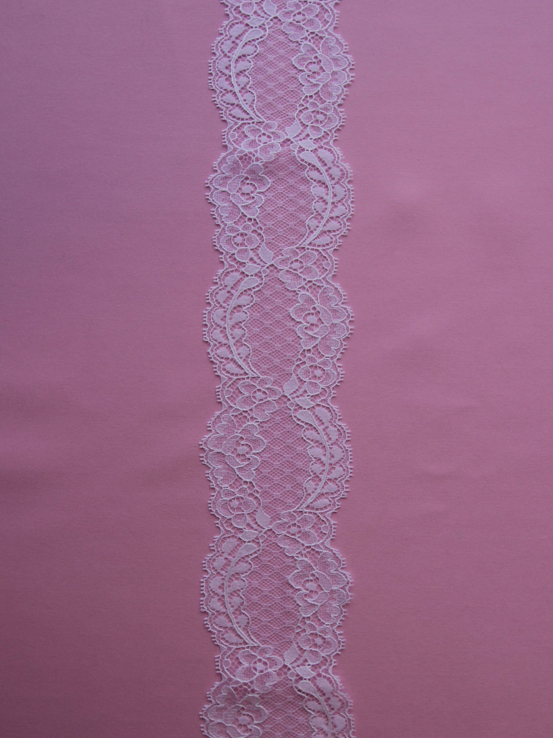 White Leavers Lace Trim - Lisa