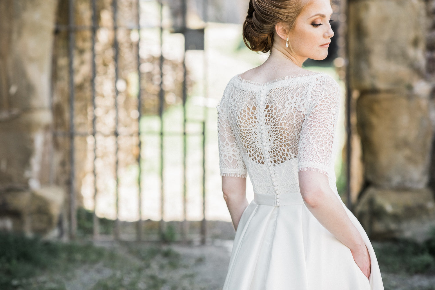 Beautiful boho wedding dress featuring ivory Guipure lace fabric Philine 4