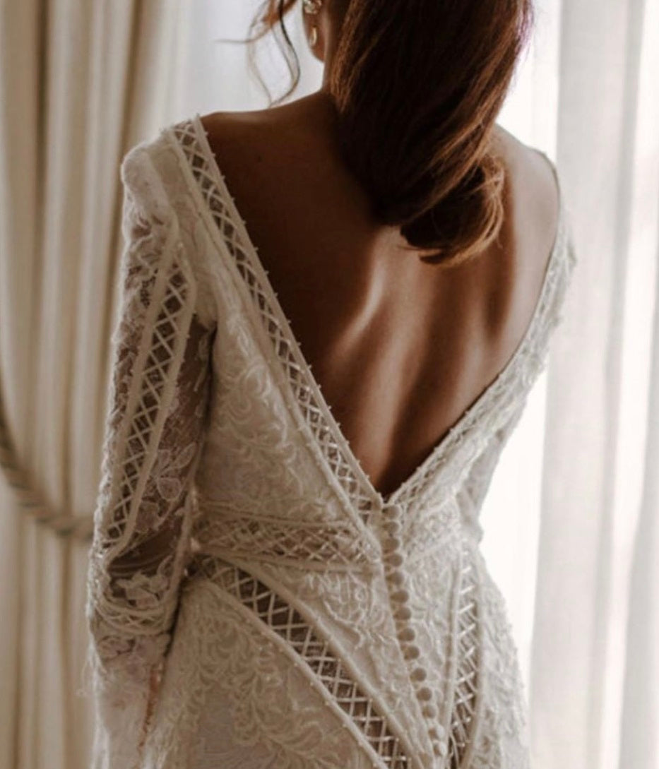 Bespoke wedding dress featuring ivory Chantilly lace Harper 6