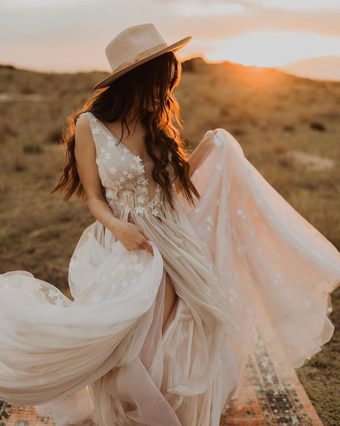 Boho ivory wedding dress with star fabric Vedette 4