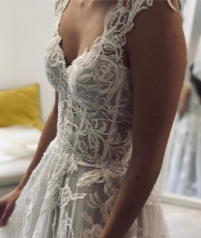 Lace wedding dress using ivory embroiderd lace Keegan 3