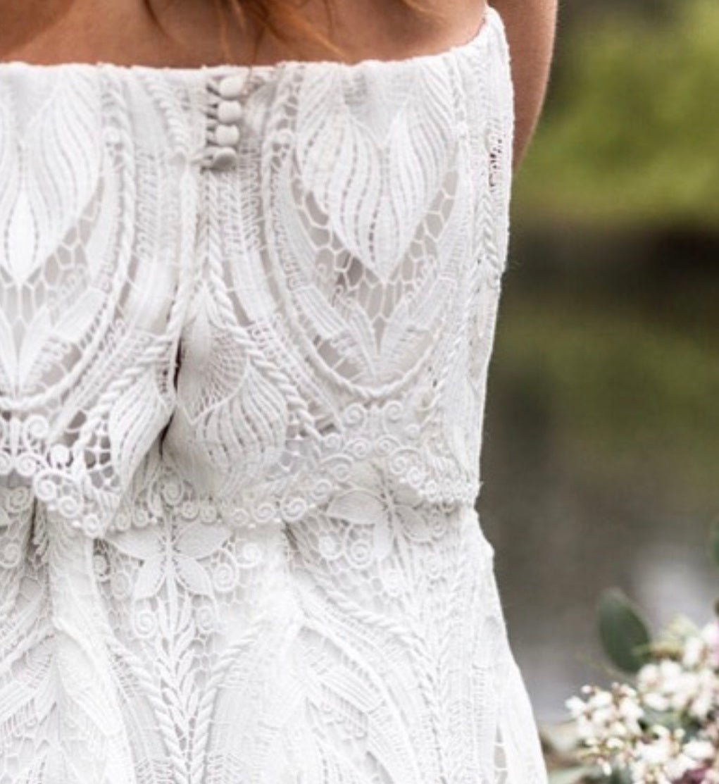 Wedding Dress using ivory Guipure lace Romane 3