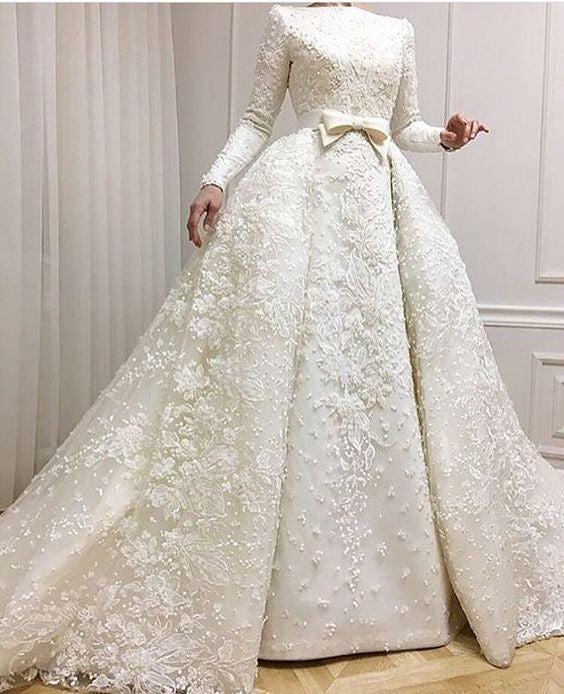 Wedding dress using ivory lace Pixie 2