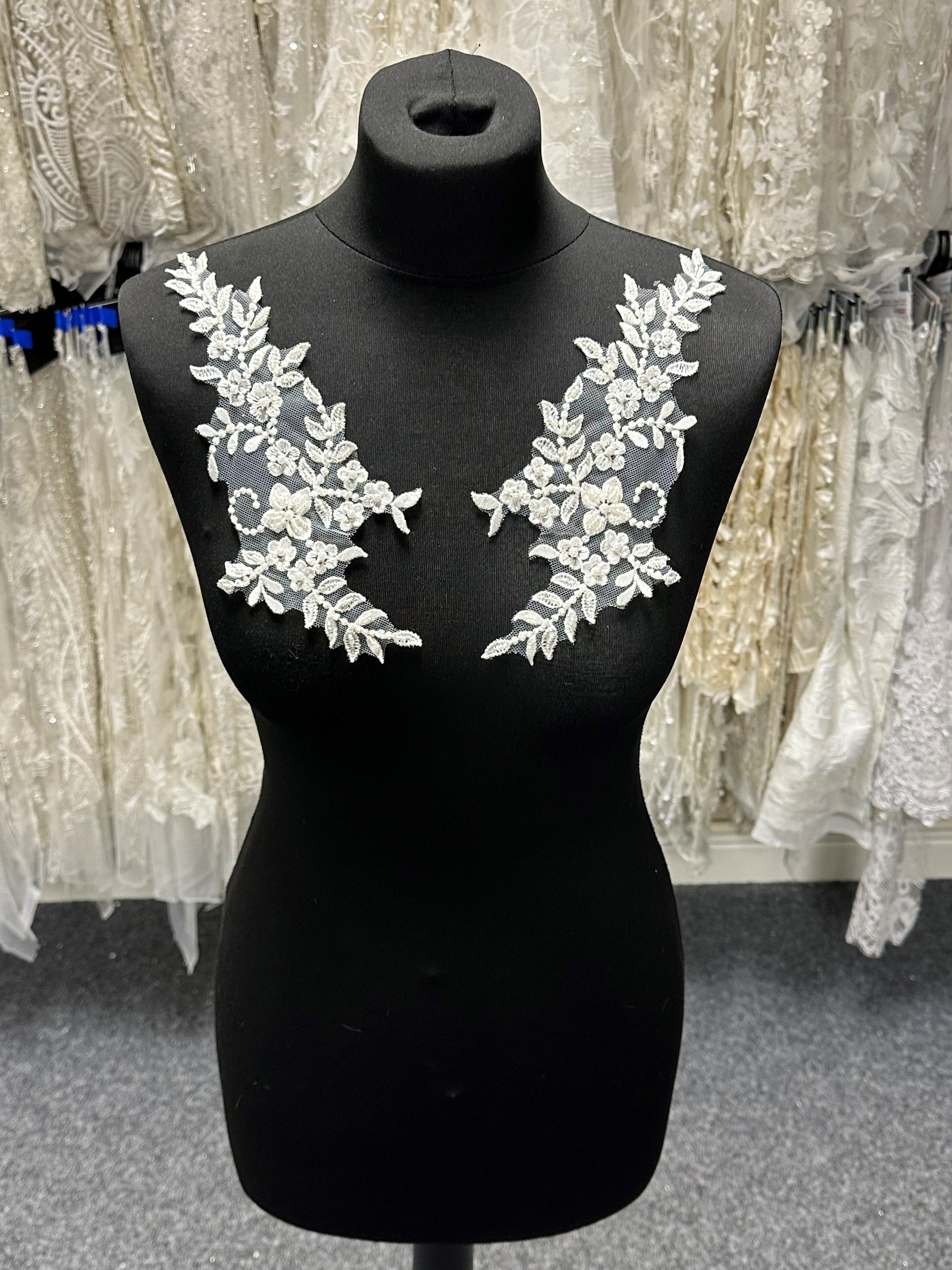 Appliques Supplied in Pairs : Wedding Dress Design - Bridal Fabrics Appliques Supplied in Pairs : Wedding Dress Design - Bridal Fabrics