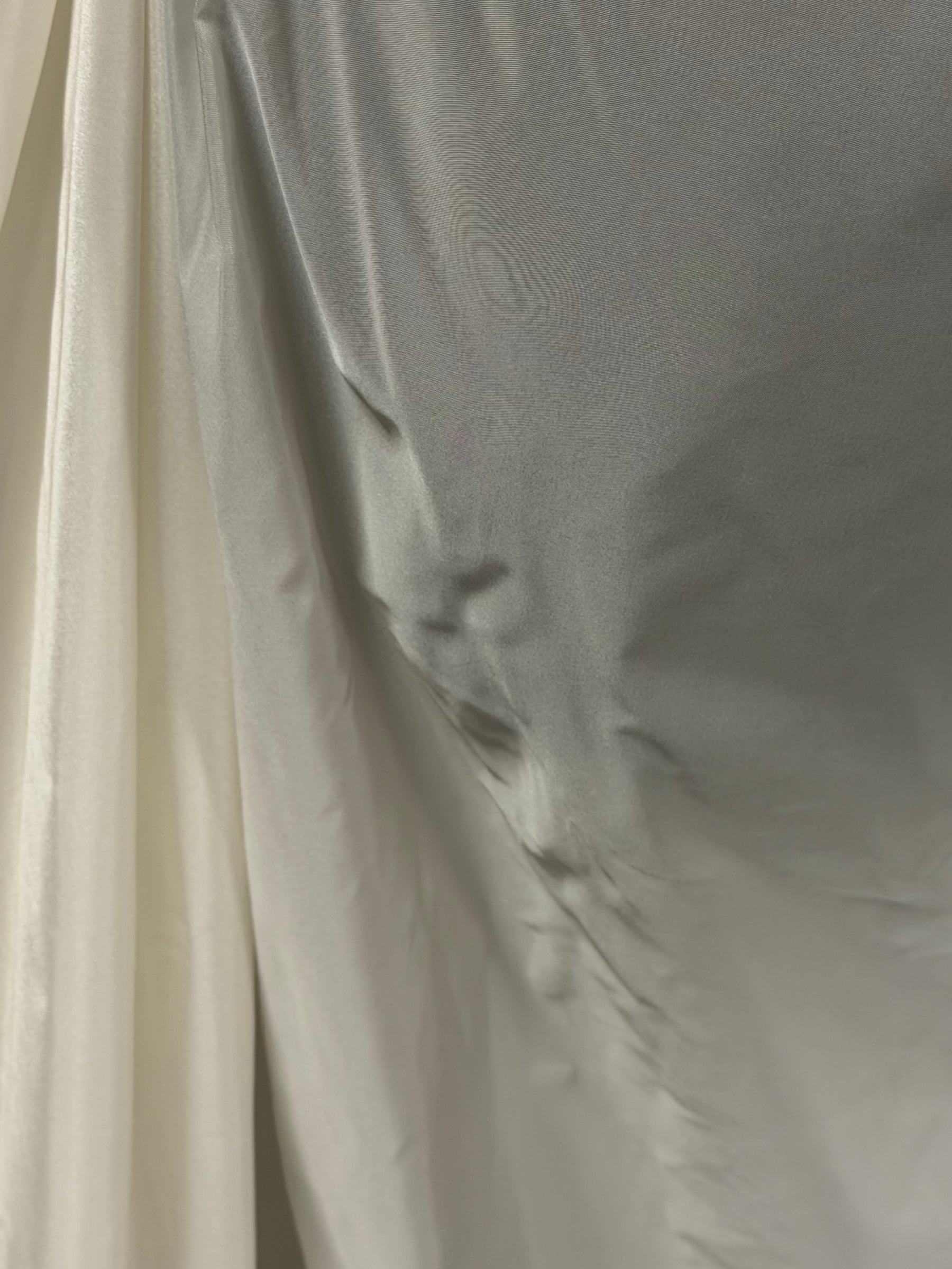 Ivory Polyester Taffeta - P599