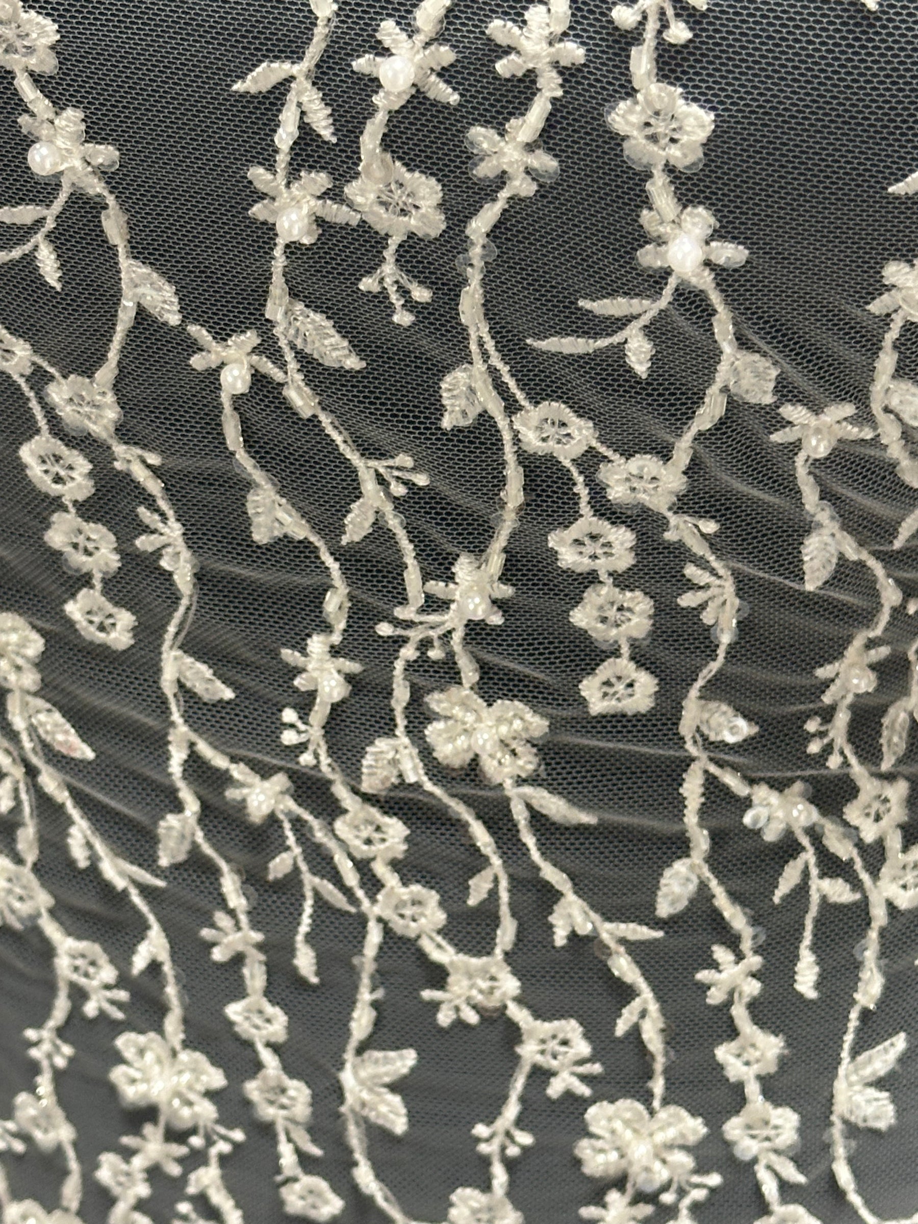 Ivory Beaded Lace - Laranjal