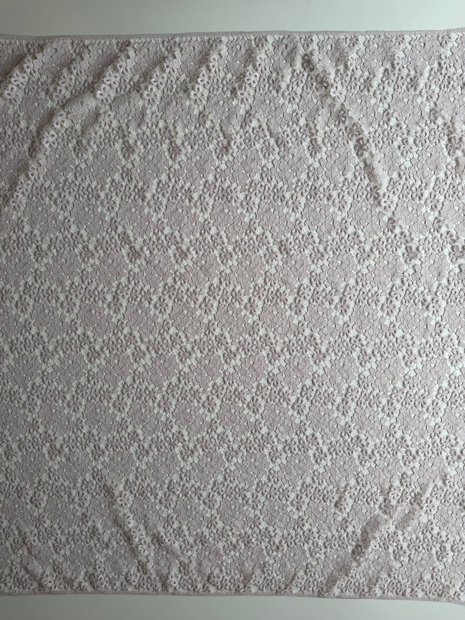 Dusty Rose Guipure Lace - P801
