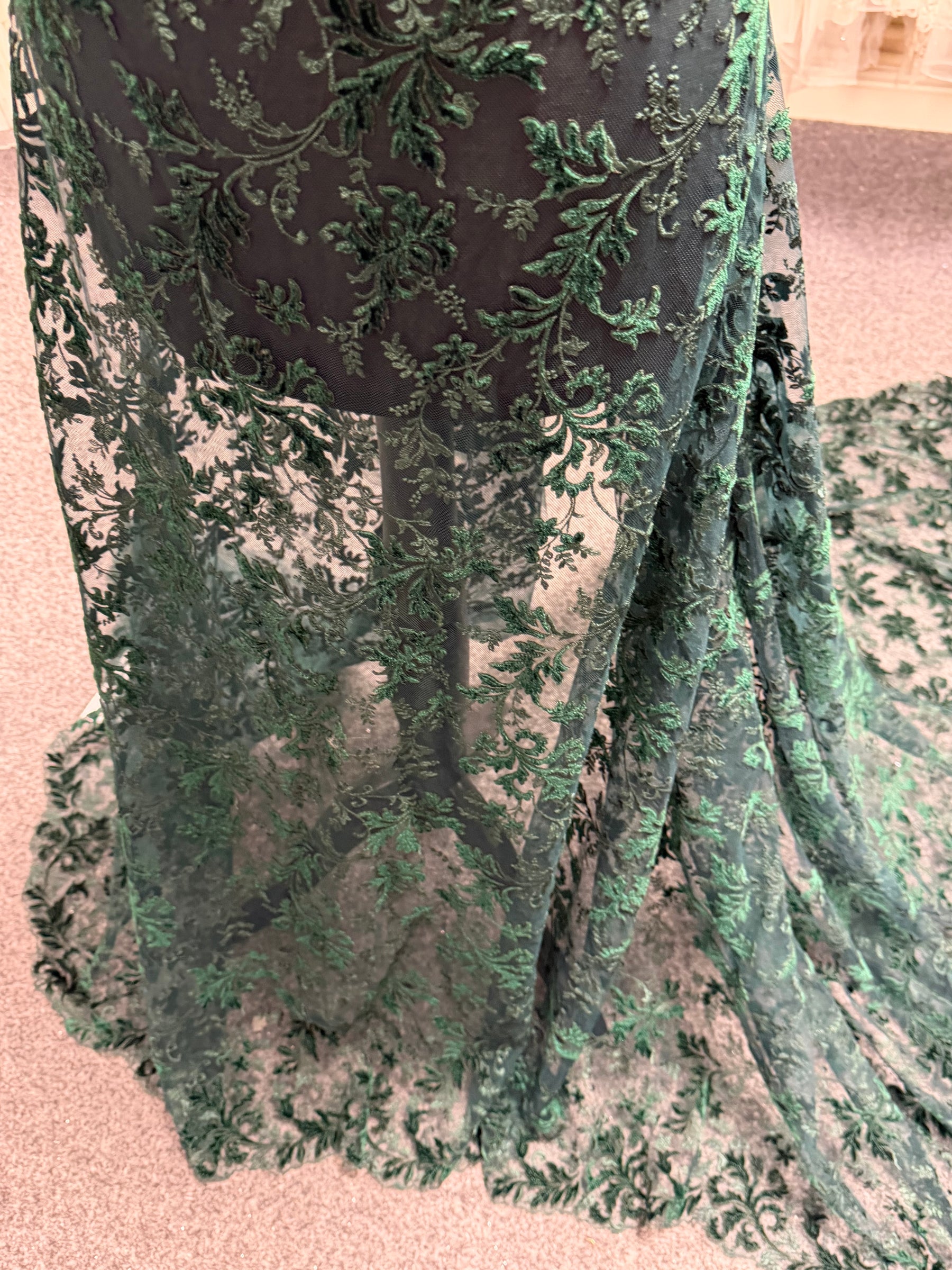 Hunter Green Velvet Embroidery Lace - Madina