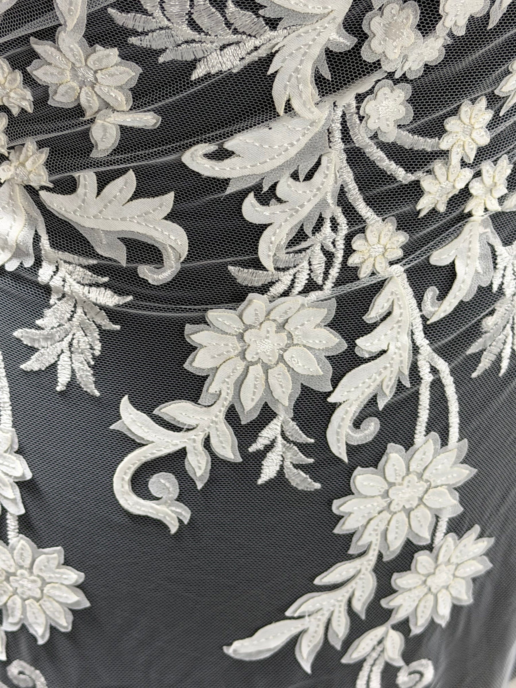 Ivory Embroidery Lace - EB5036