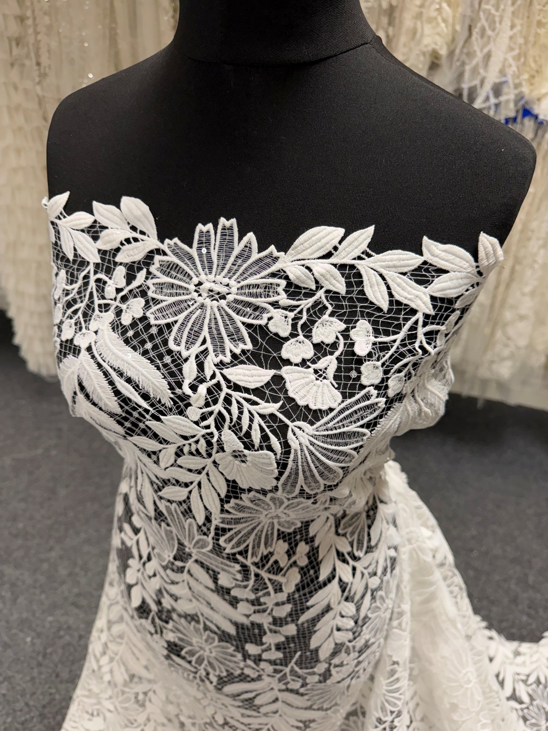 Ivory Sequin Bridal Lace - EB3049