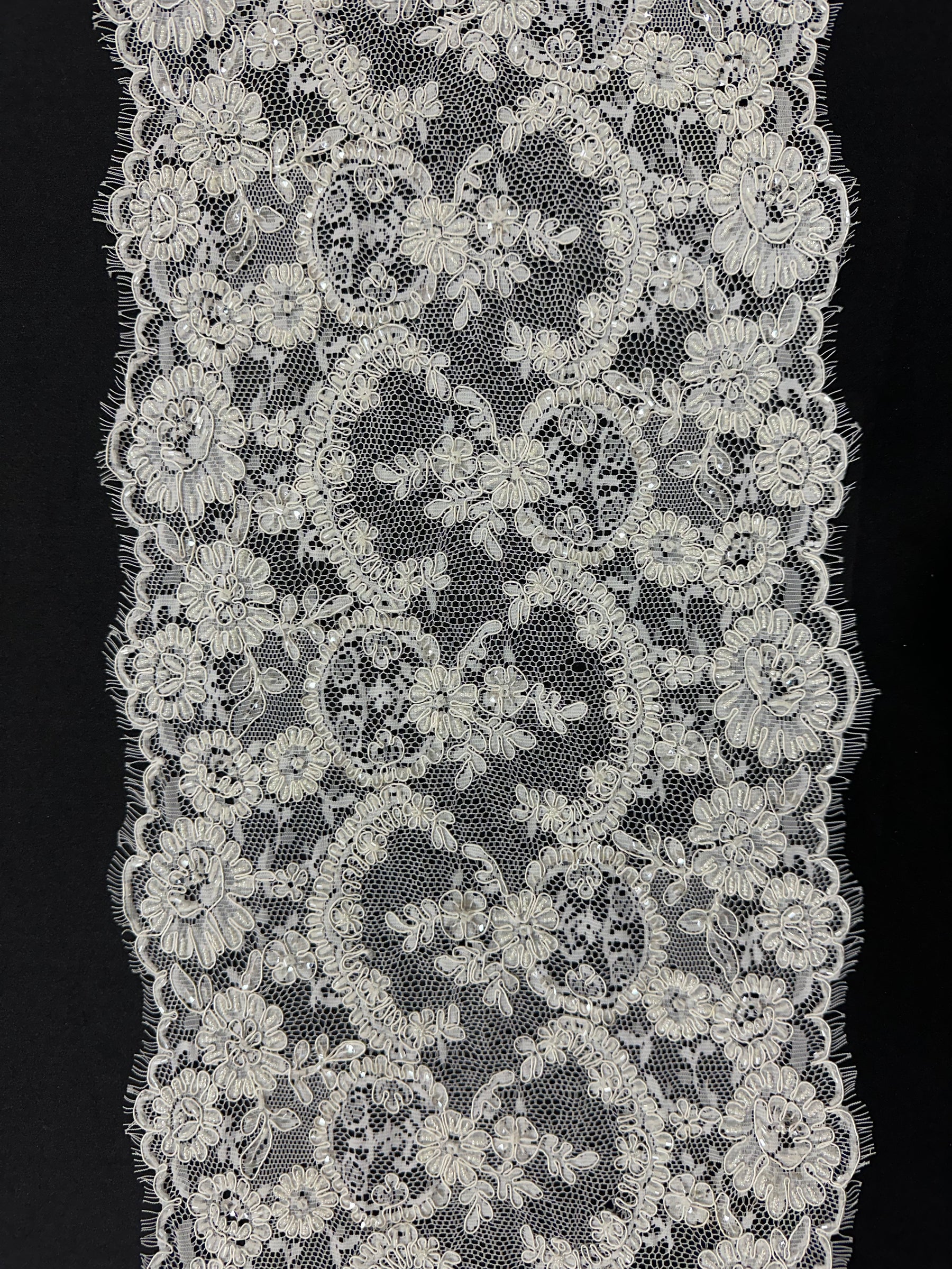 Ivory Corded Lace Trim - Tangent