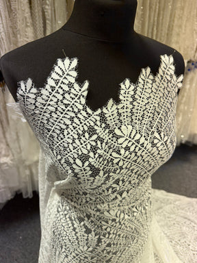 Ivory Leaf Themed Lace - LA1007