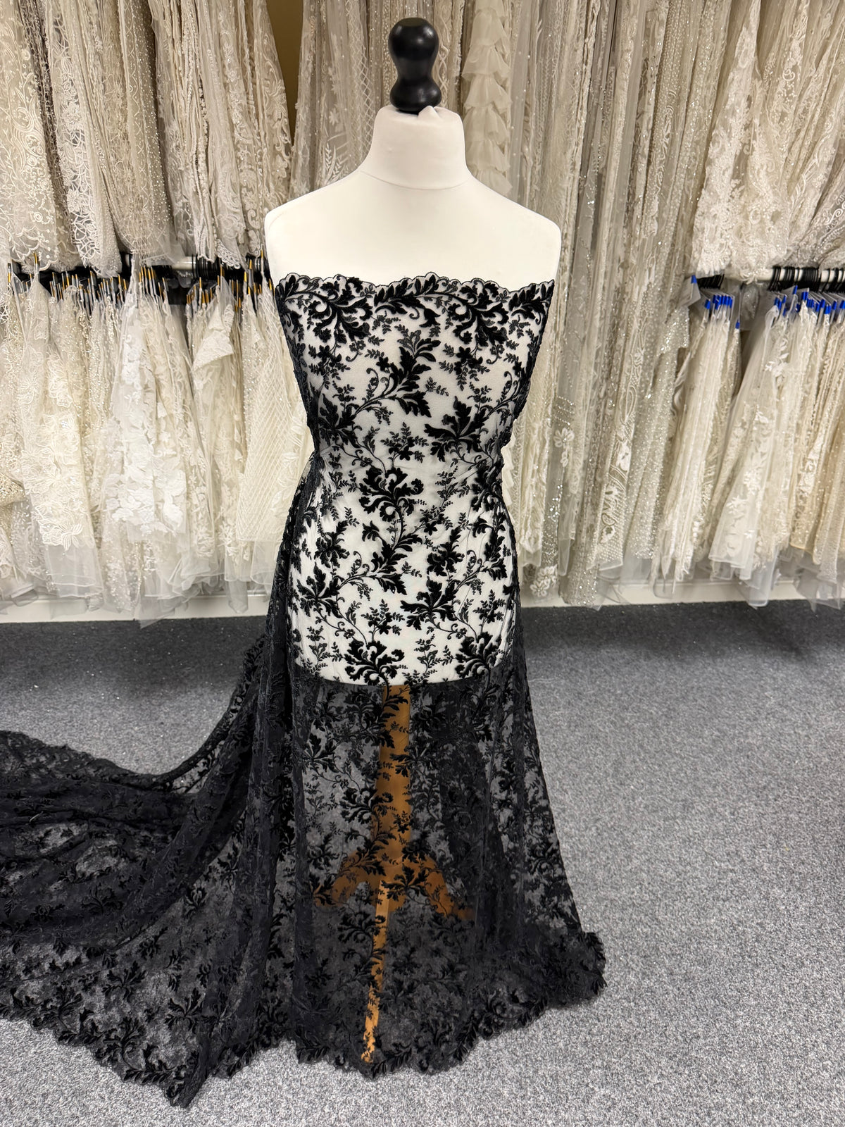 Black Velvet Embroidery Lace - Madina