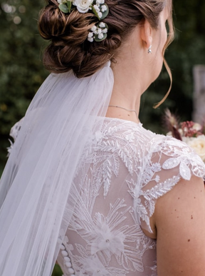 Ivory Beaded 3D Lace - Cappucine