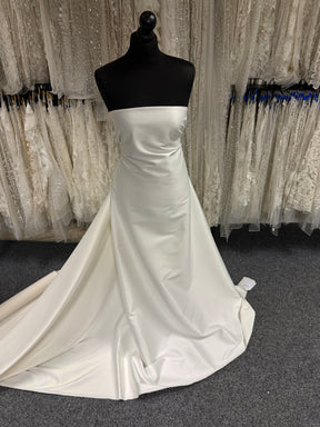 Ivory Polyester Lycra Duchess Satin - P83