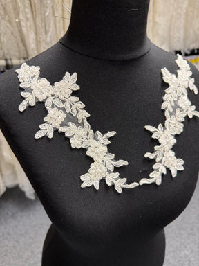 Ivory Beaded Lace Appliques - T47