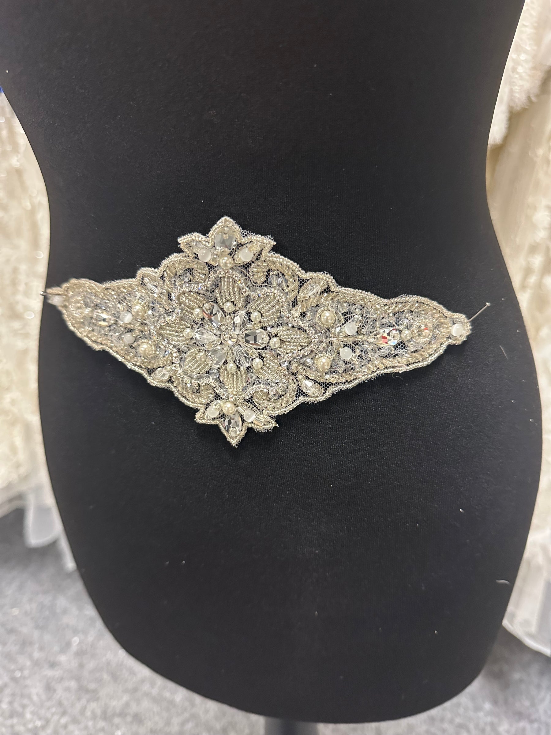 Crystal Embroidery - AP 2195 (CF)