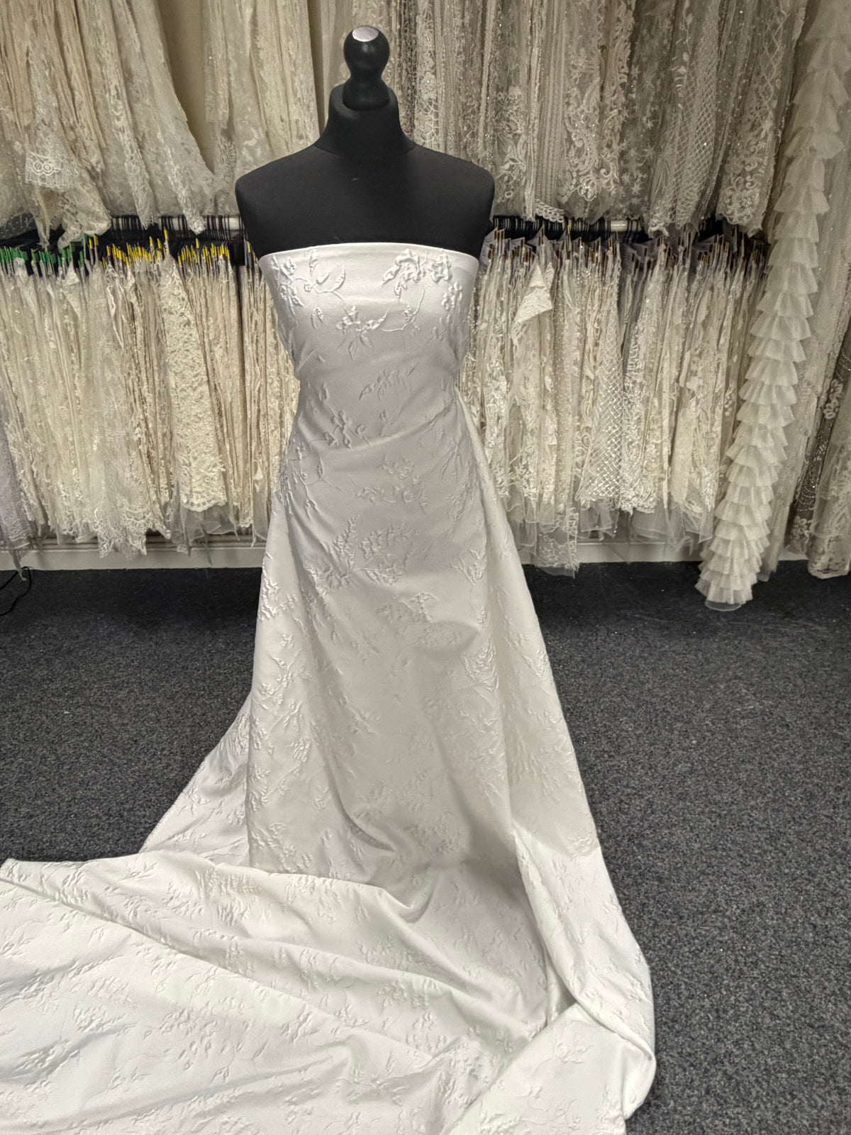 Ivory Jacquard Brocade - Tresorini